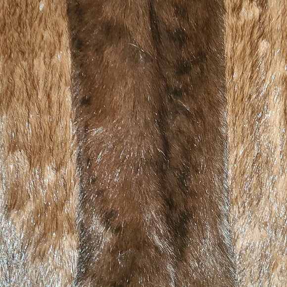 A Vintage Mink Coat - Picture 4 of 6
